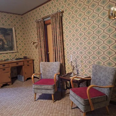 펜션 Ved Sjoen Og Fjellene *