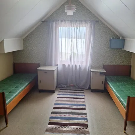 Ved Sjoen Og Fjellene * Myklebostad (More og Romsdal)