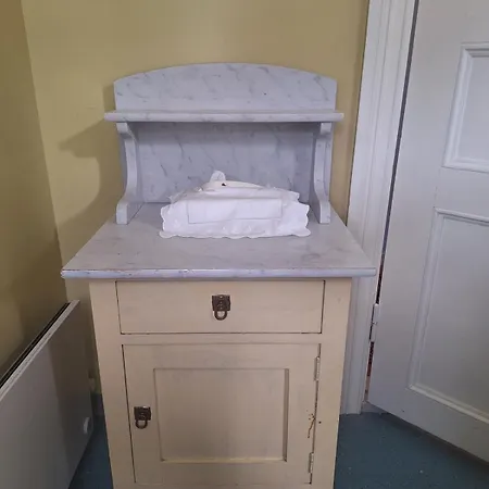 Ved Sjoen Og Fjellene 펜션