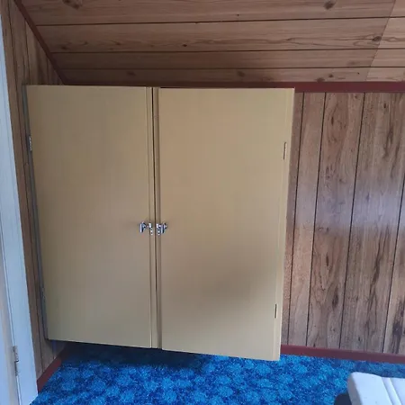 펜션 Ved Sjoen Og Fjellene