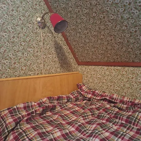 Ved Sjoen Og Fjellene 펜션 Myklebostad (More og Romsdal)