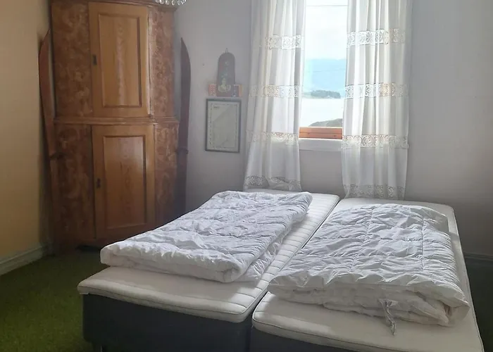 Ved Sjoen Og Fjellene Сasa de vacaciones