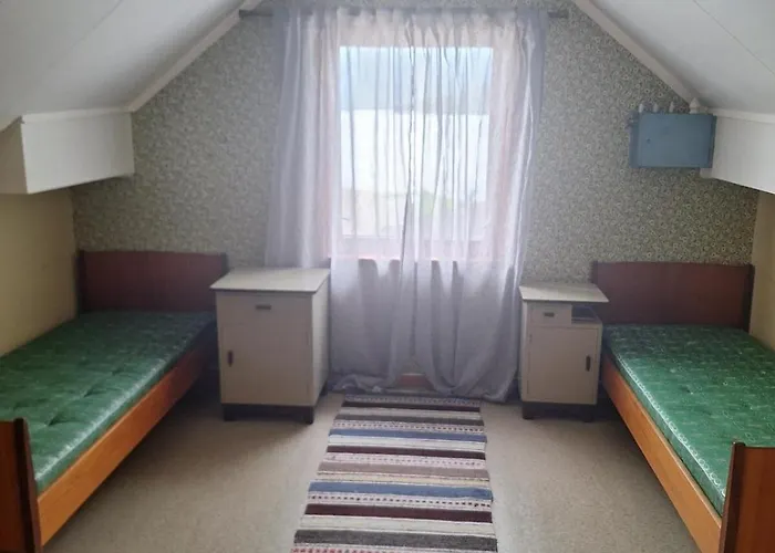 Ved Sjoen Og Fjellene * Myklebostad (More og Romsdal)