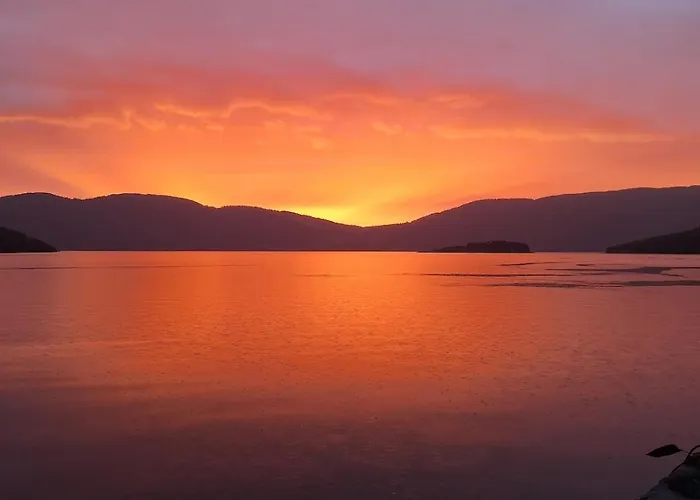 Сasa de vacaciones Ved Sjoen Og Fjellene