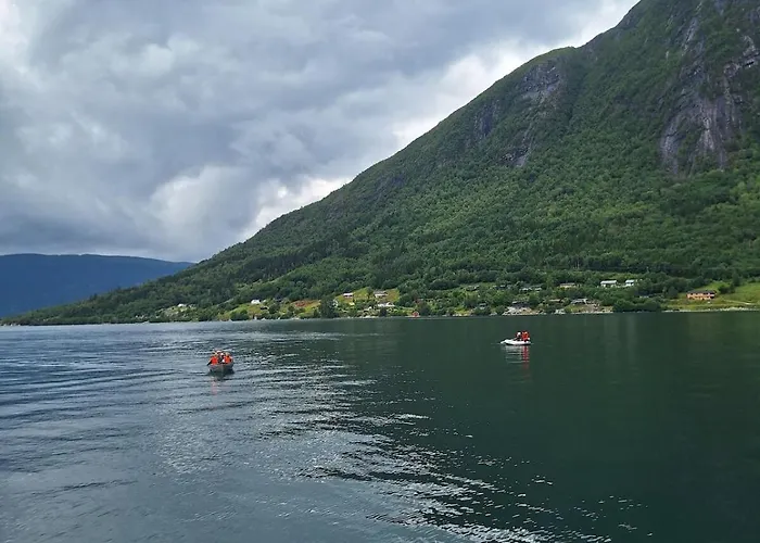 Ved Sjoen Og Fjellene Сasa de vacaciones Myklebostad (More og Romsdal)