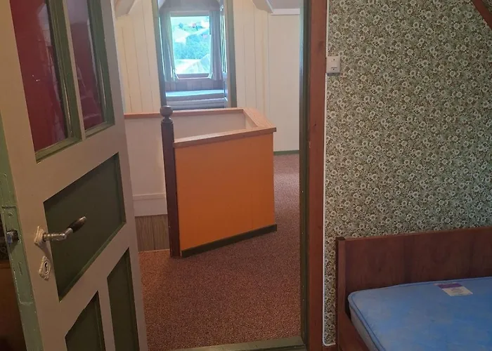 Ved Sjoen Og Fjellene Сasa de vacaciones Myklebostad (More og Romsdal)